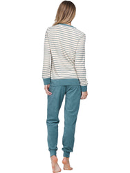 Groen | achter | Achteraanzicht op model, groen – Pastunette badstof dames pyjama met boordjes - Streep - Nordic Leaf