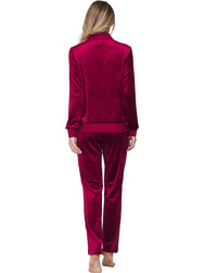 Bordeaux | achter | Achteraanzicht op model, bordeaux – Pastunette velours dames huispak met rits - Rosewood Comfort