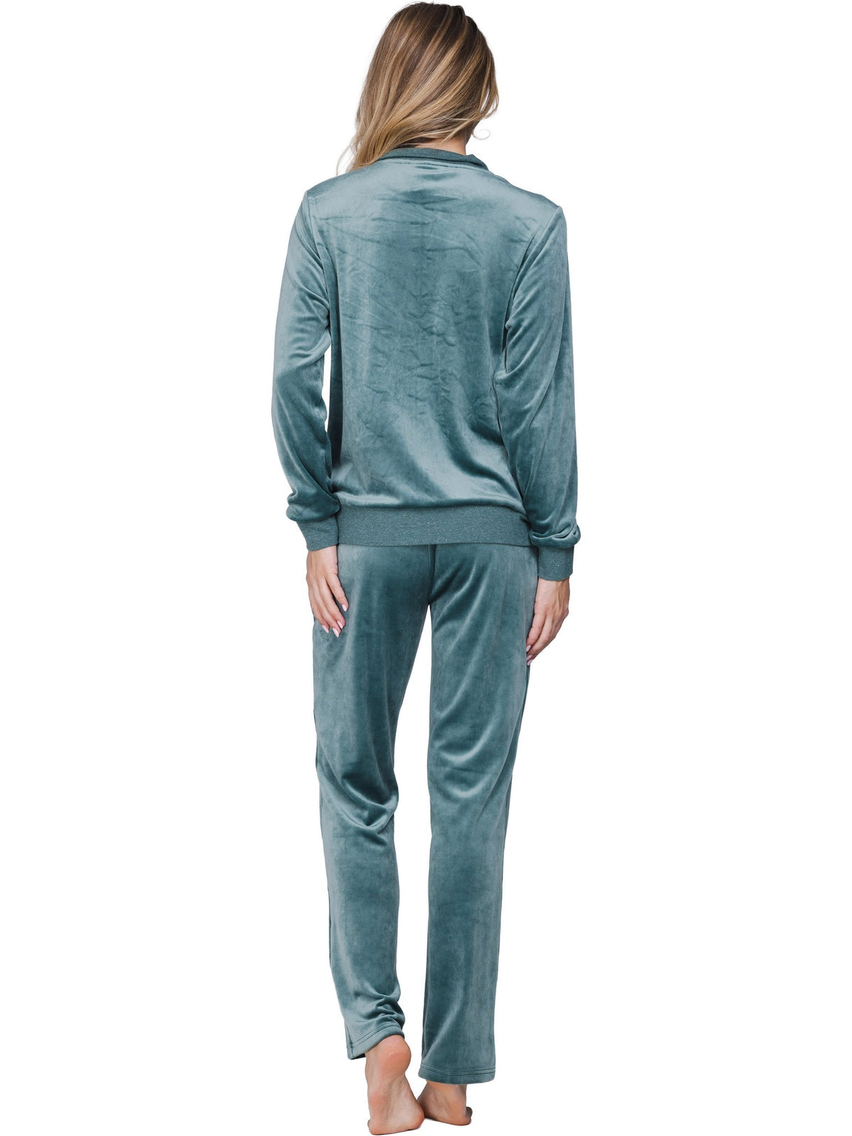 Groen | achter | Achteraanzicht op model, groen – Pastunette velours dames huispak met rits - Rosewood Comfort