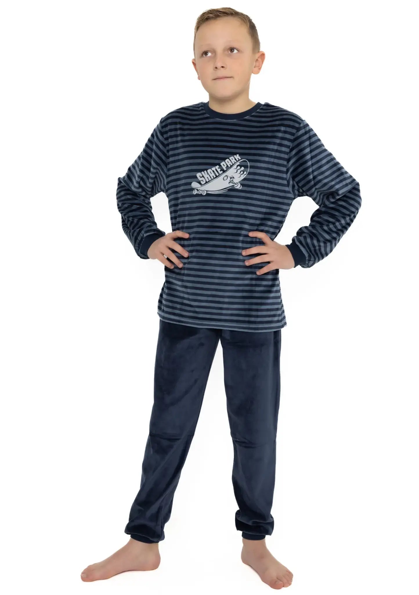 Arend Outfitter velours jongens pyjama - Skate Park