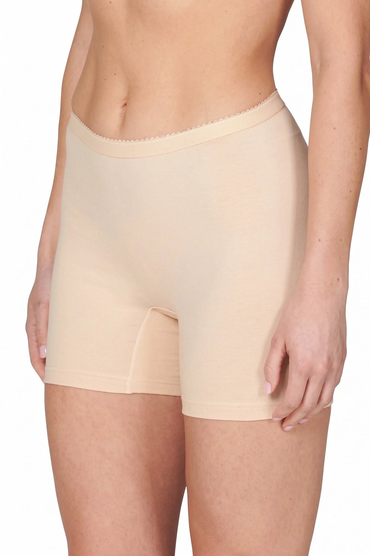 Huidkleur | voor | Vooraanzicht op model, huidkleur – Beeren 6-pak dames Boxershort Softly - lange pijpjes