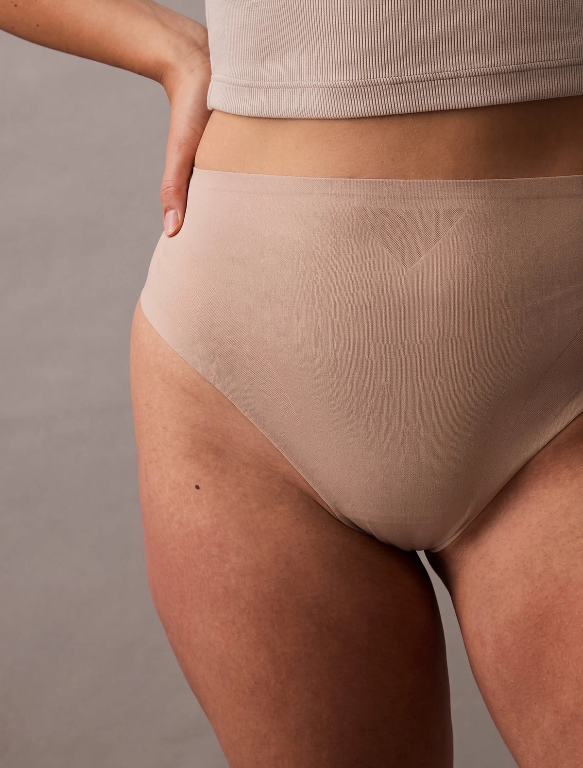 Calvin Klein Calvin Klein corrigerende Hoge string - Stay Put Mesh