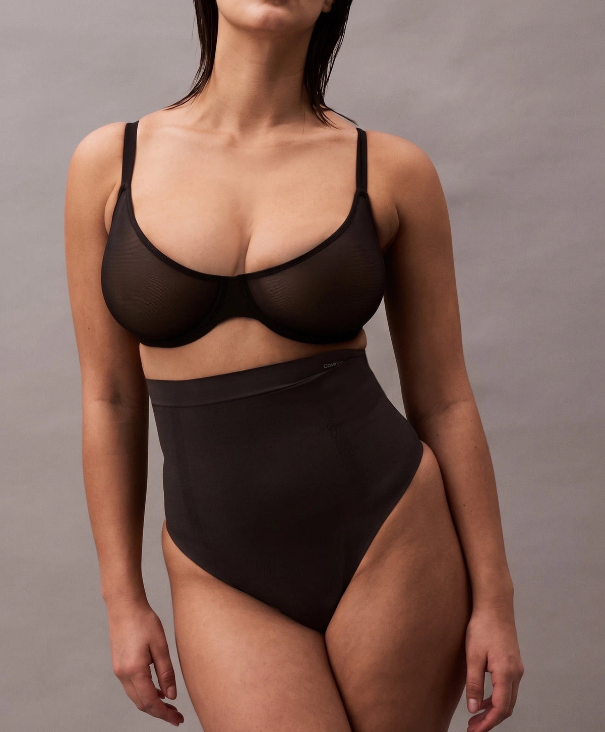 Calvin Klein Calvin Klein hoge sterk corrigerende string - Naadloos - Seamless thong