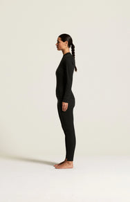 Zwart | zij | Zijaanzicht op model, zwart – Craft thermoset dames shirt en broek - Baselayer