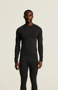 Zwart | sfeer | Op model met bijpassende broek, zwart – Craft extra warm thermoshirt heren lange mouw - Warm Comfort