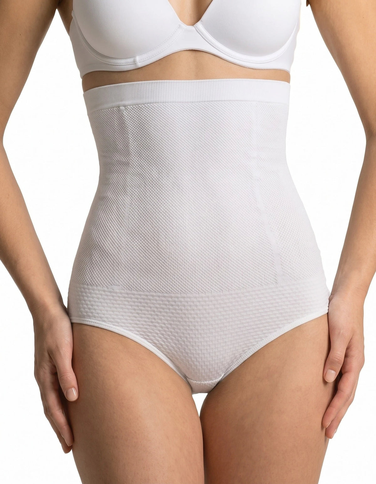 Holland underwear Fine Woman Push up corrigerende slip - Billenbroekje