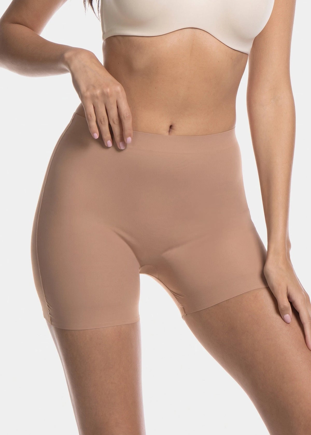 Magic Magic corrigerende naadloze short - Invisible