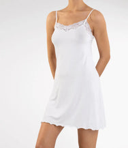 Nina von C Nina von C onderjurk / Slipdress Kant 90CM Modal