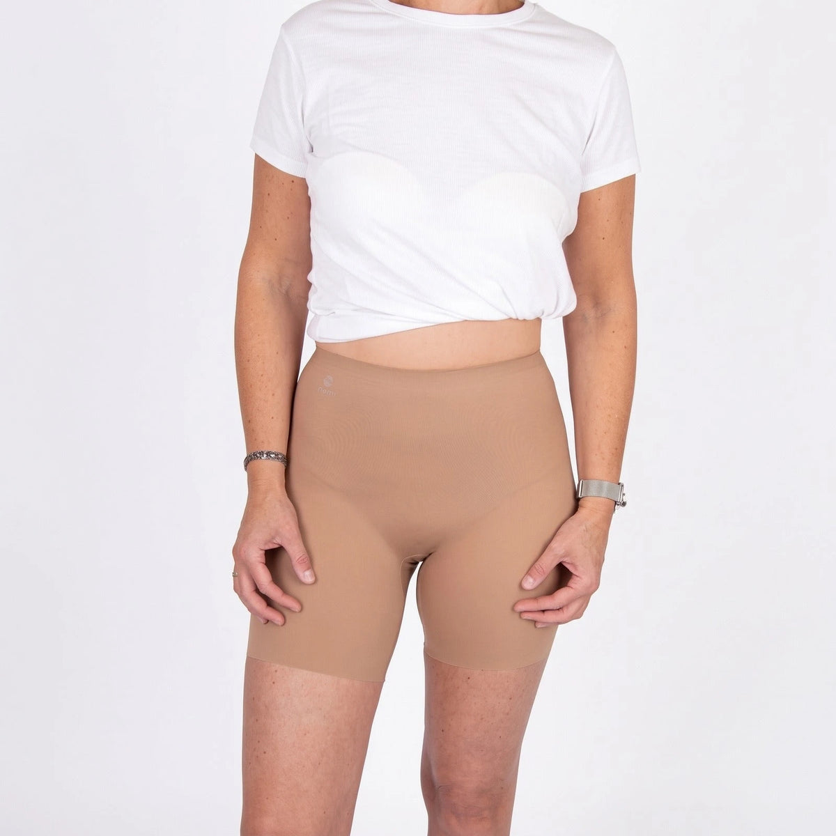 NOMI NOMI corrigerende naadloze short - Sleek smoothing short