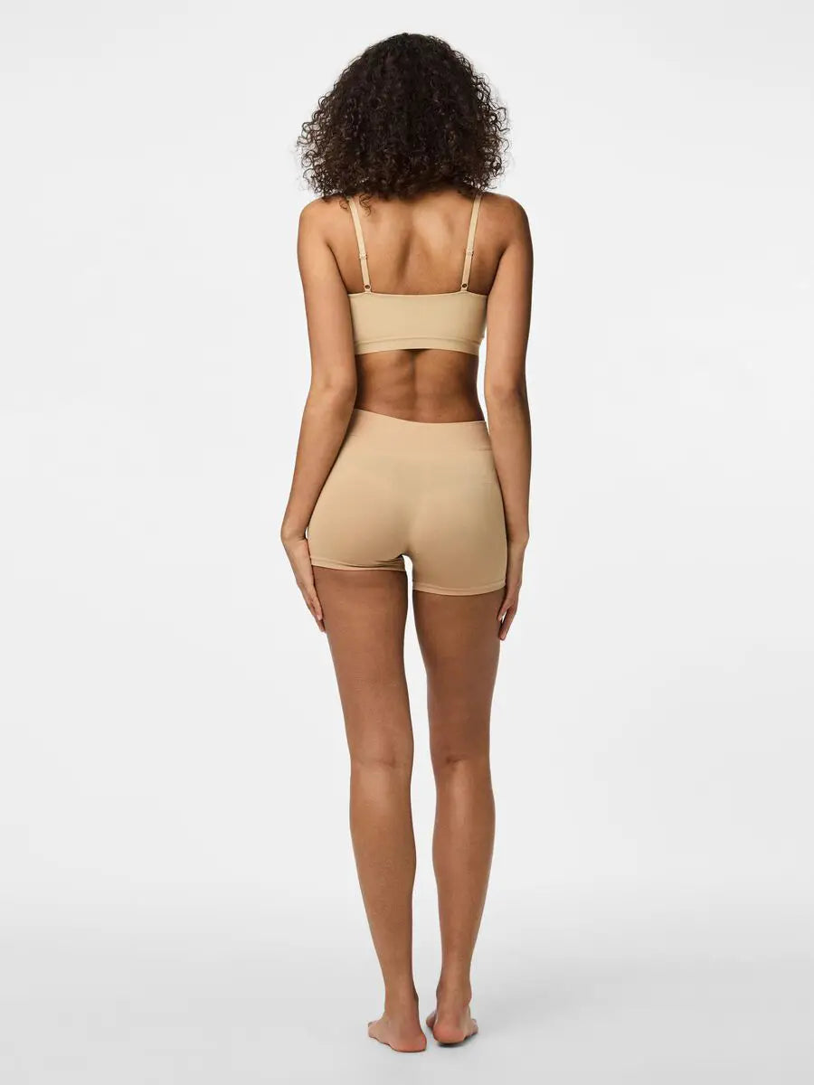 Pieces Pieces dames short naadloos - London - Broekje onder jurk