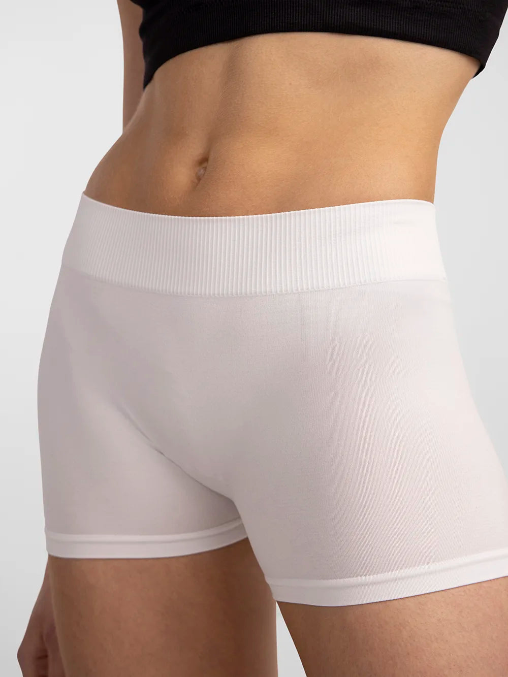 Pieces Pieces dames short naadloos - London - Broekje onder jurk