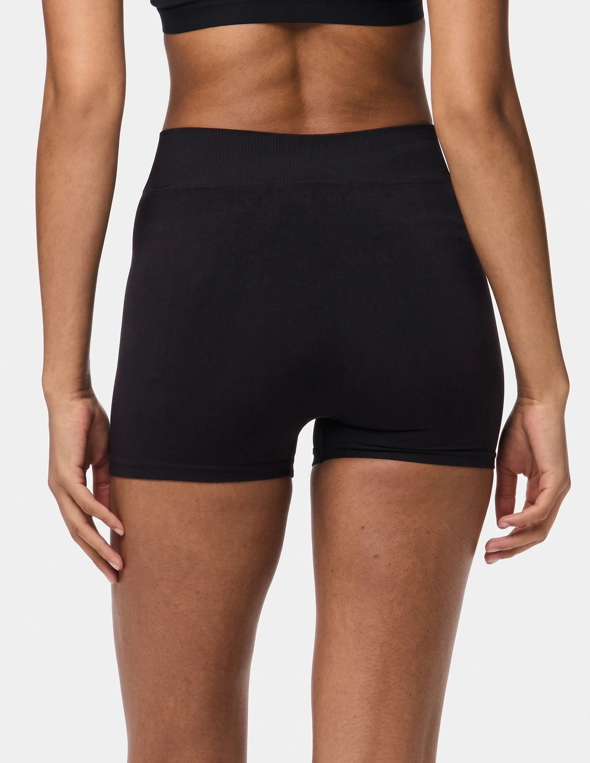 Pieces Pieces dames short naadloos - London - Broekje onder jurk