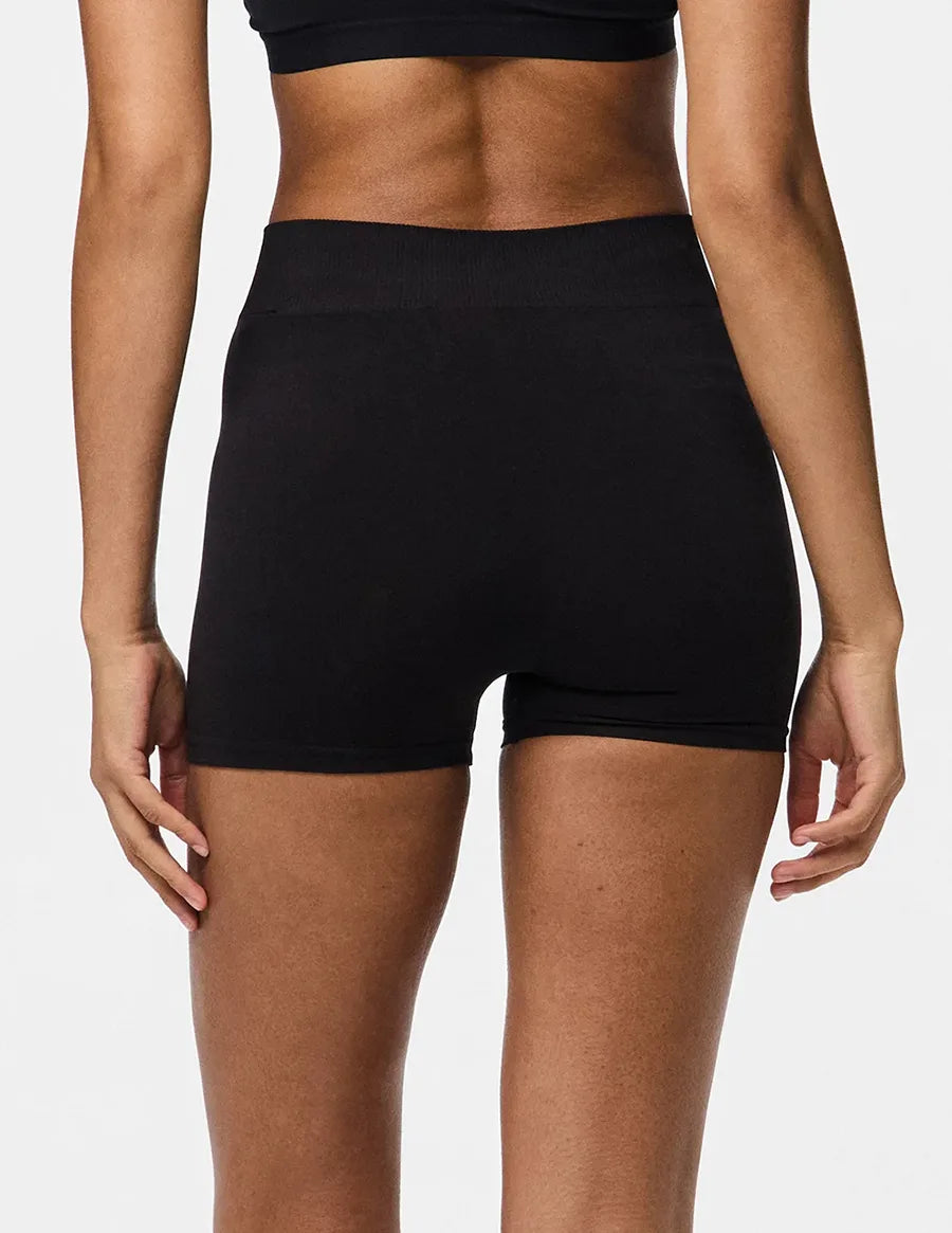 Pieces Pieces dames short naadloos - London - Broekje onder jurk