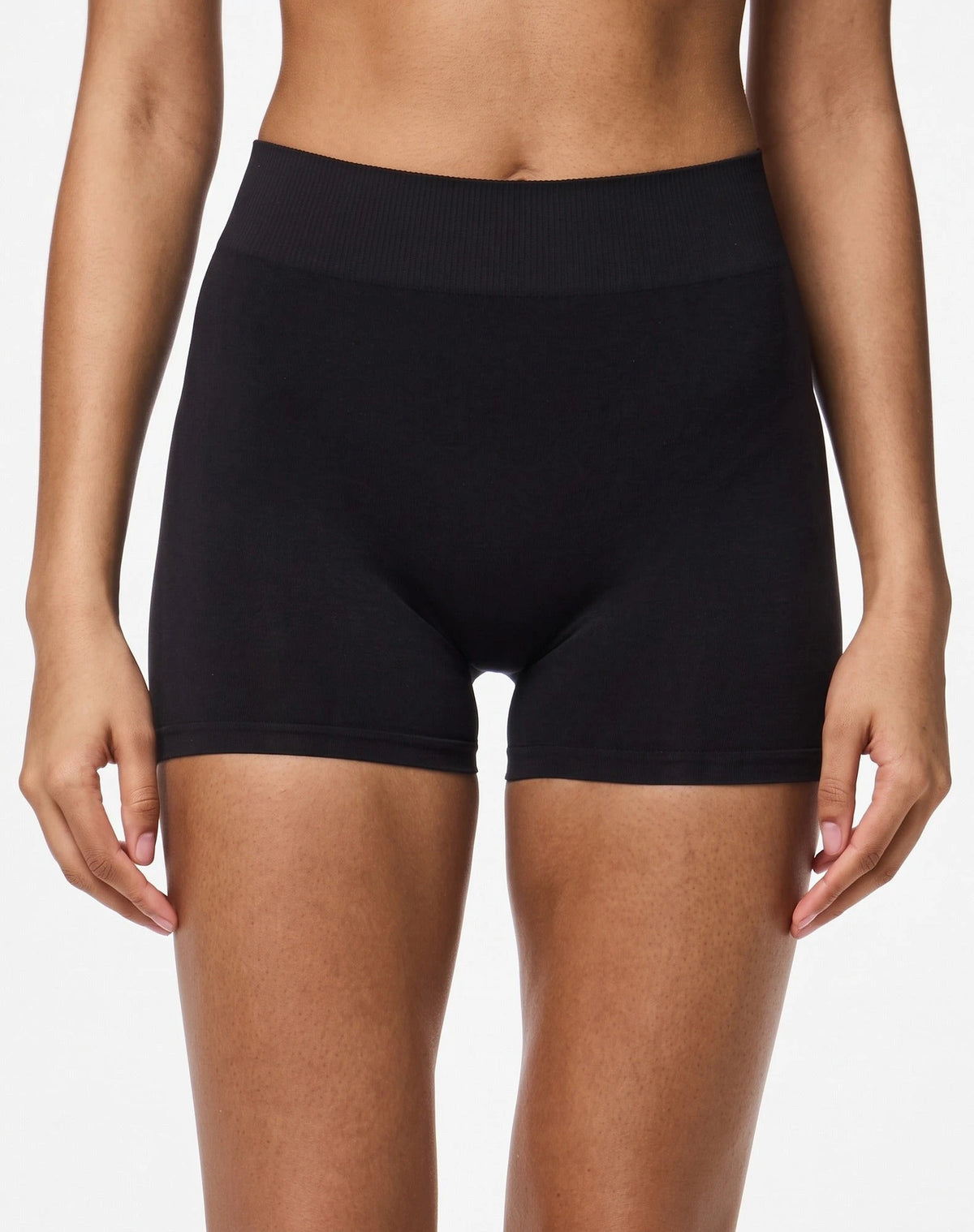 Pieces Pieces dames short naadloos - London - Broekje onder jurk
