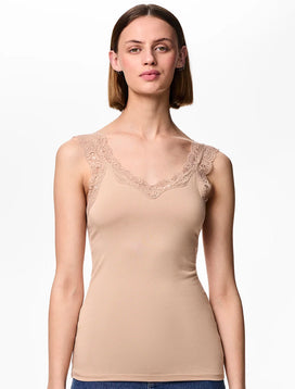 Pieces Pieces hemdje met kant - Lace Top - Barbera