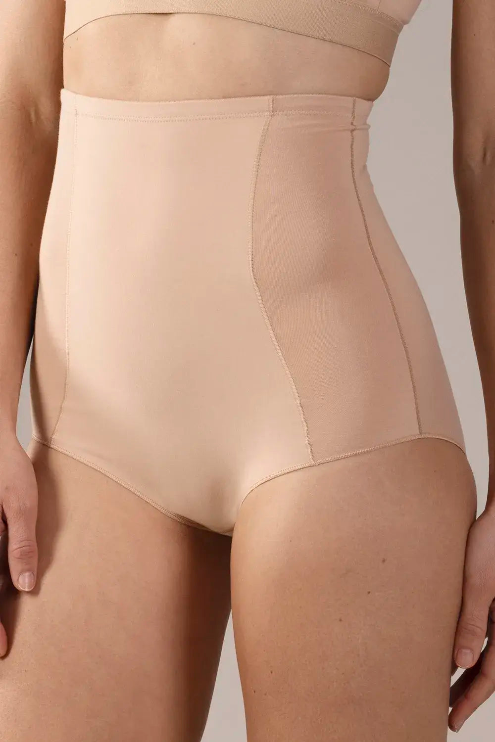 Sliponline Nina von C hoge buik corrigerende slip - (High Waist) - Katoen