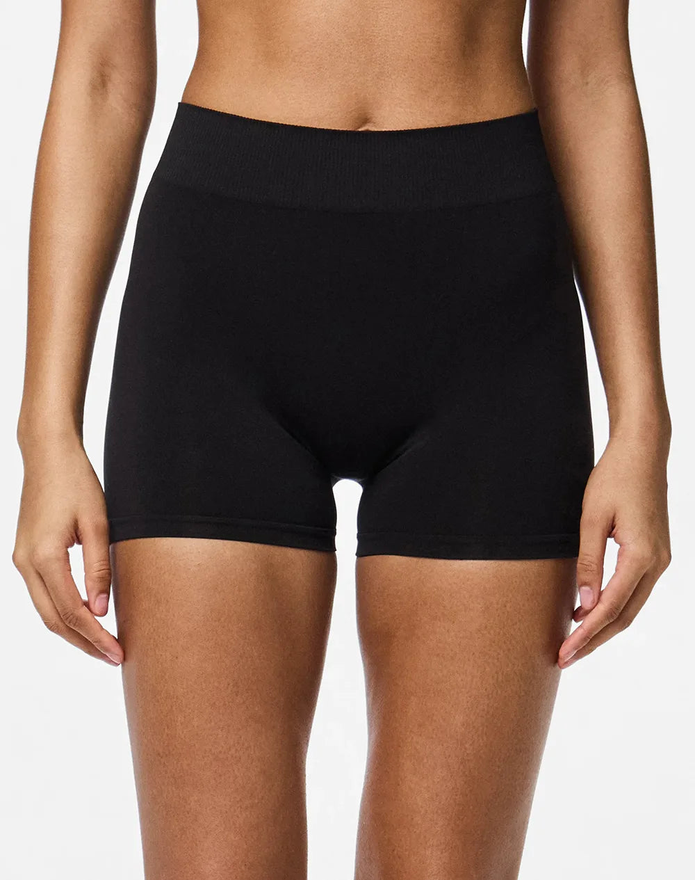 Sliponline Pieces dames short naadloos - London - Broekje onder jurk