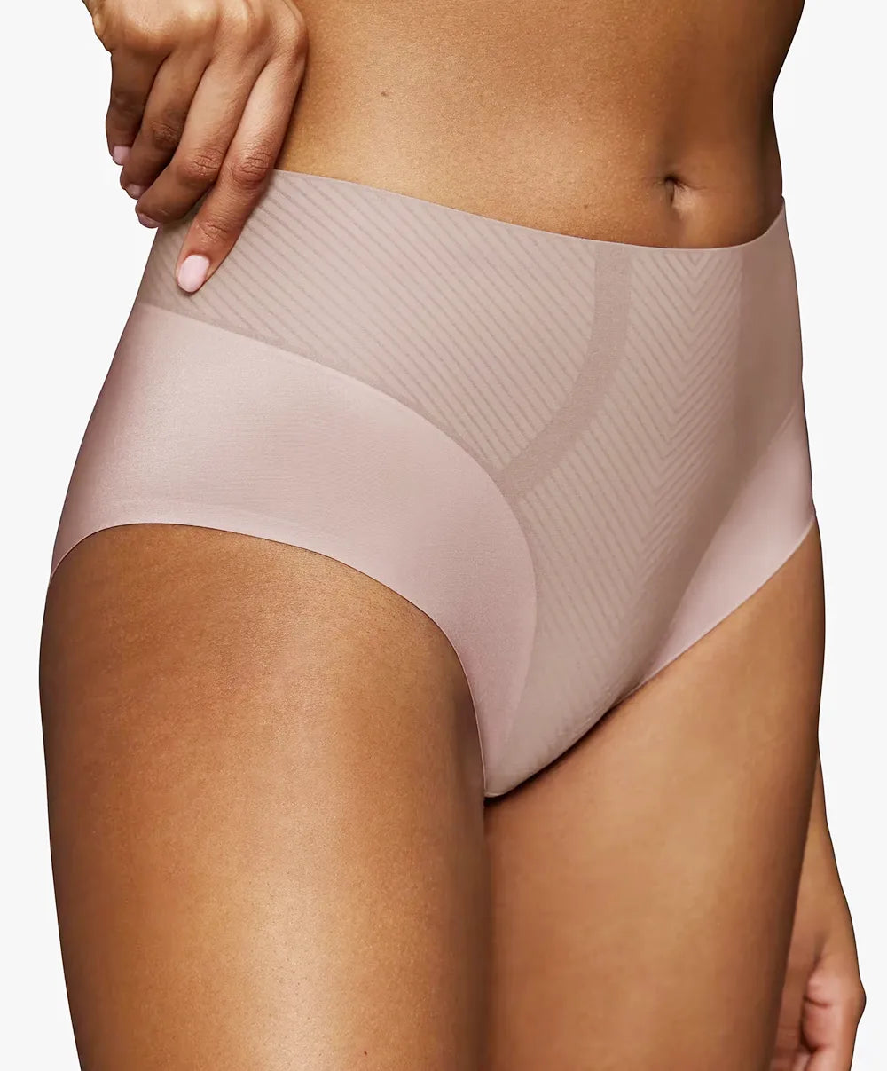 Sliponline Triumph Corrigerend Maxi Body Make-up Illusion - Curve