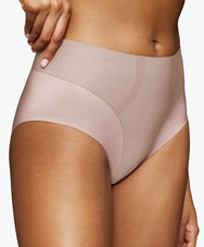 Sliponline Triumph Corrigerend Maxi Body Make-up Illusion - Curve