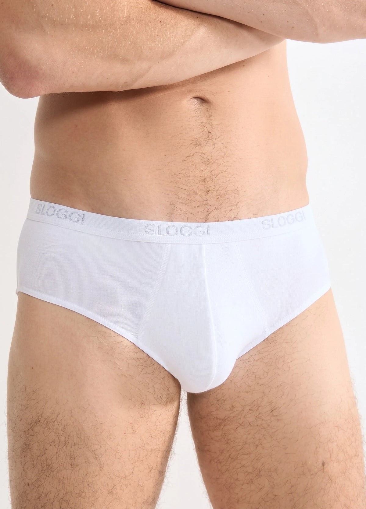 Wit | voor | Vooraanzicht op model, wit – Sloggi 6-pak Basic Midi heren slips