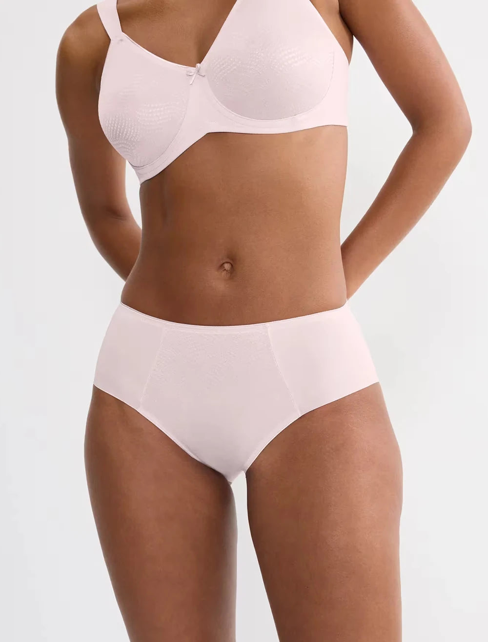Sloggi Triumph Essential Minimizer T Hipster X