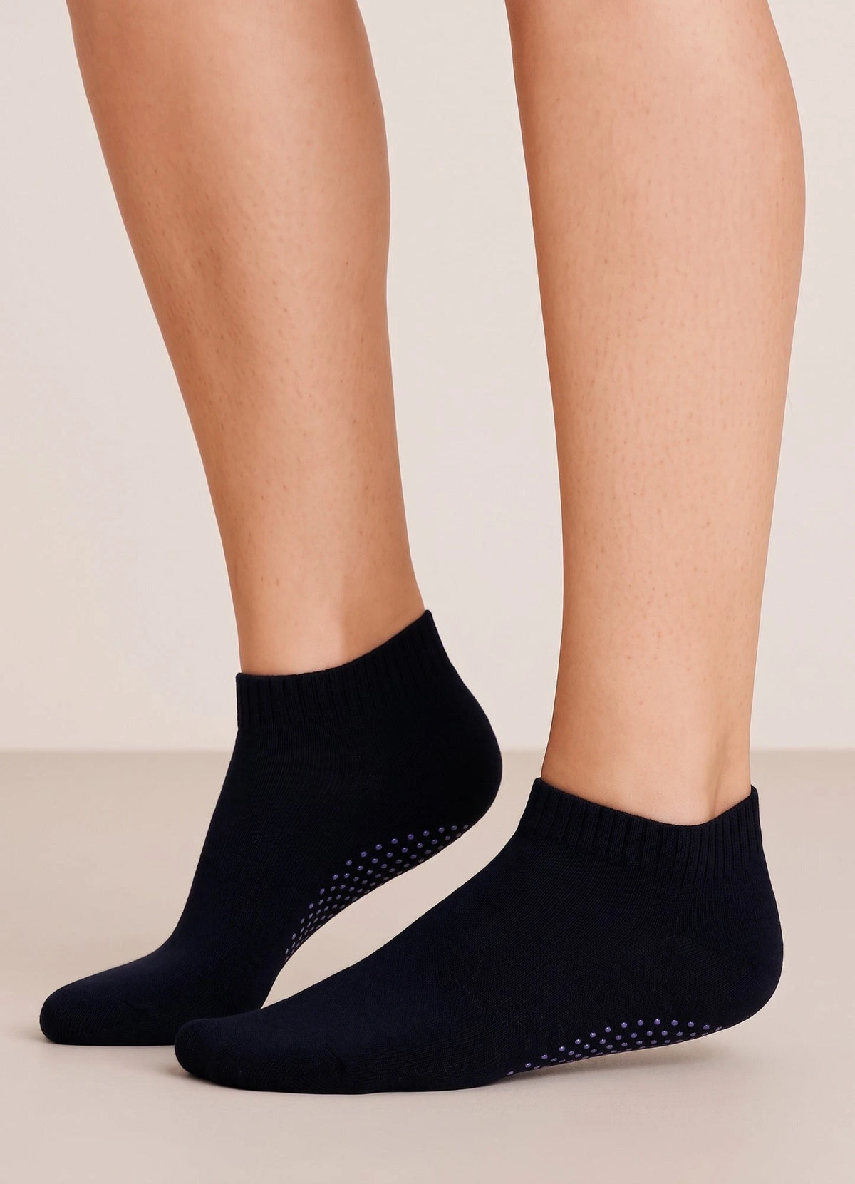 Sockshouse Basset Dames Yoga sok met antislip zwart