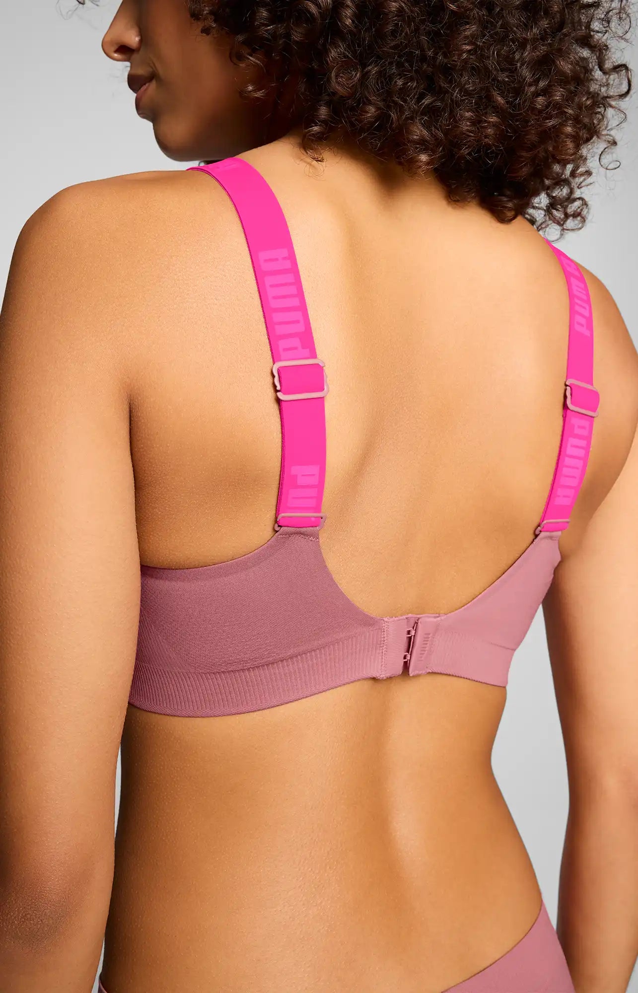 Stichd Puma dames sport BH-top met vulling  - racerback