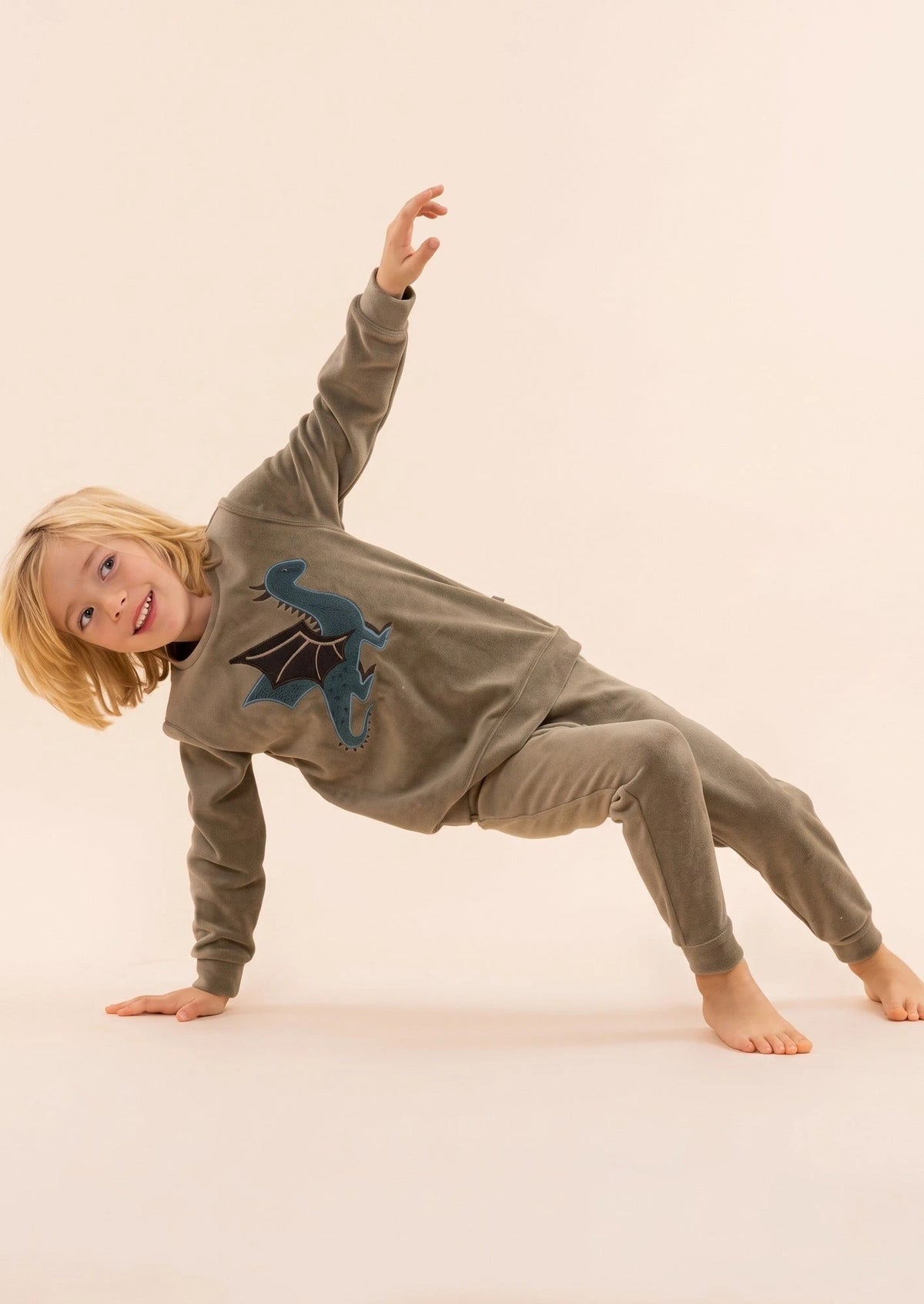van Gennip Charlie Choe velours jongens pyjama - Draak