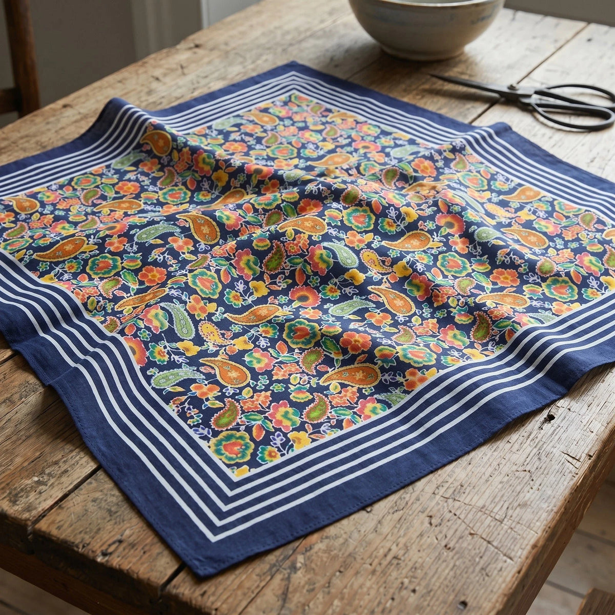 Vangelderen Boeren zakdoek Paisley donkerblauw 55 x 55 cm